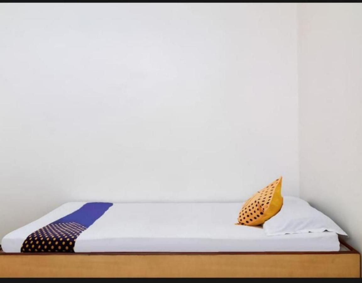 Hotel Rahi Nashik Extérieur photo