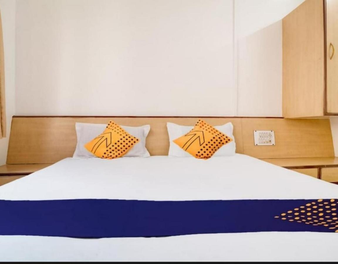 Hotel Rahi Nashik Extérieur photo